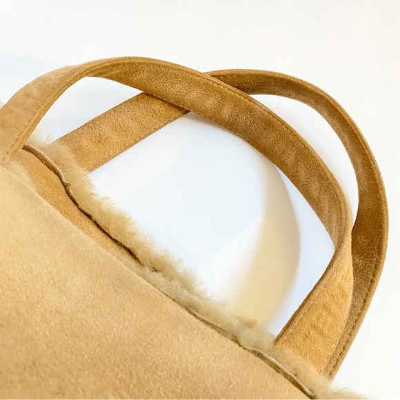 Vintage Chanel beige tan suede shearling sheepskin top handles tote purse bag - Picture 8 of 15